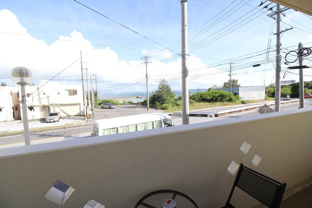 Okinawa Yaka Villa Igei Екстериор снимка