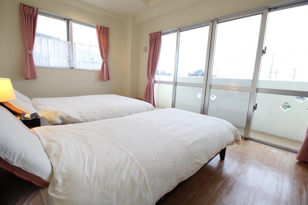 Okinawa Yaka Villa Igei Екстериор снимка